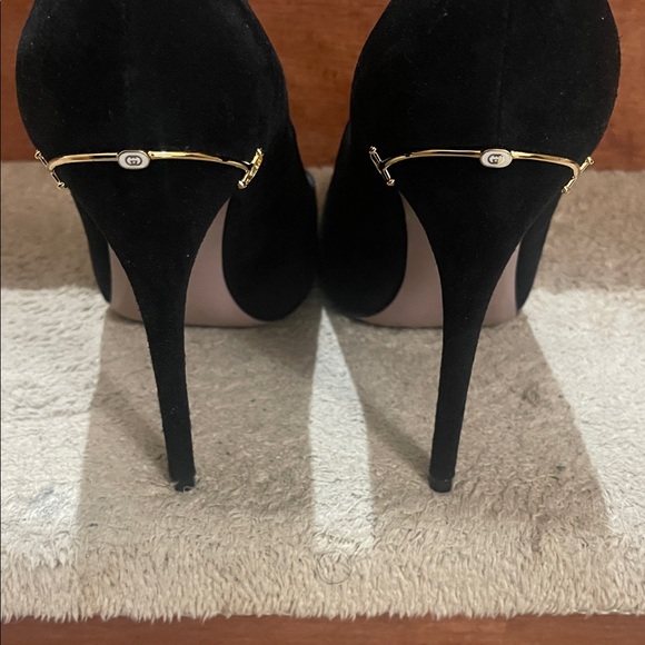 Gucci Black Suede Heels with Gold Accent - Picture 7 of 13